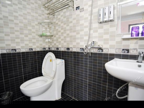 阳台海景圆床房