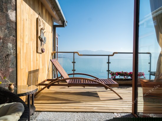 花语全海景阳光蜜月套房