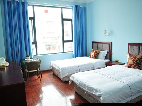 莺声燕语标准间