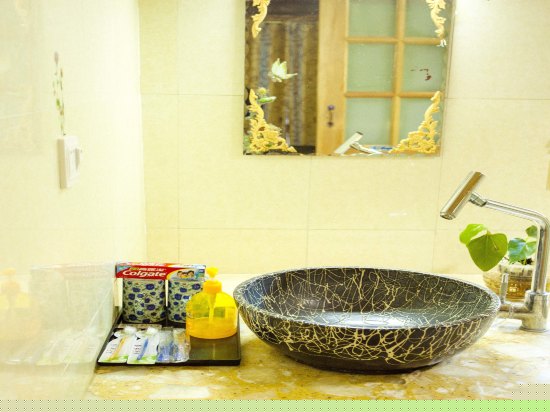 二楼标间桃花源记