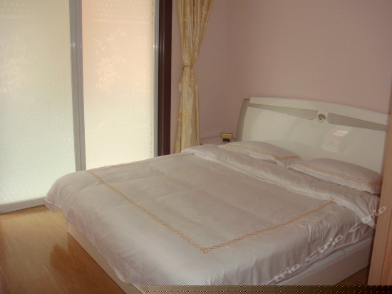 家居式套三大床房