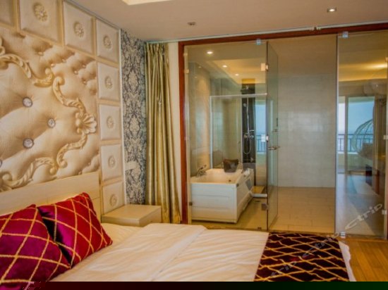 浅水湾别墅五房五床四卫套房