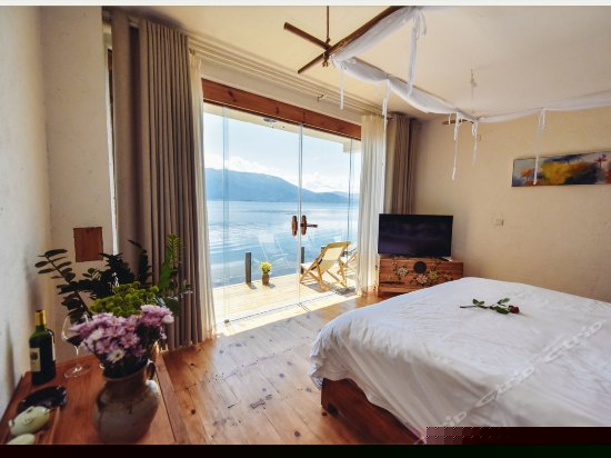 F102海景露台大床房