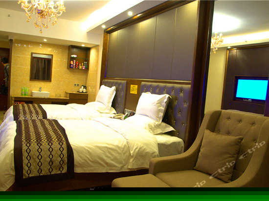 豪华双床房