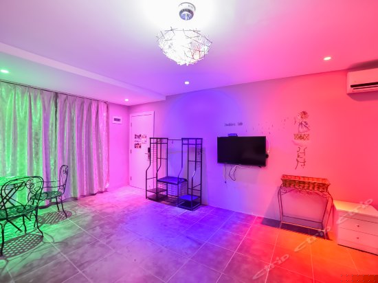 漫旅精品圆床房