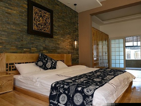 别墅豪华大床房