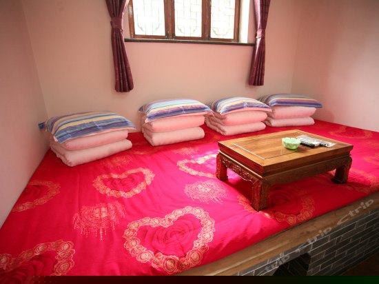 豪华明清土炕四人间