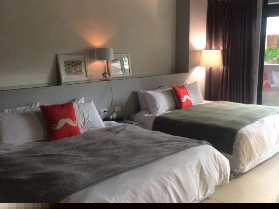 胡子奇想四人房