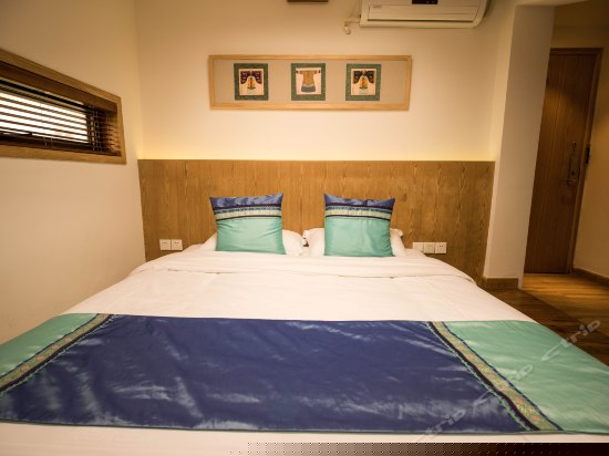 斜顶星空榻榻米（301）