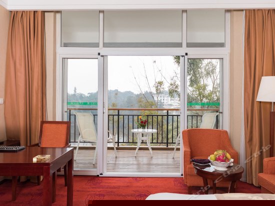 5号楼湖景双床间