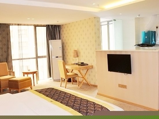 豪华家庭大床房