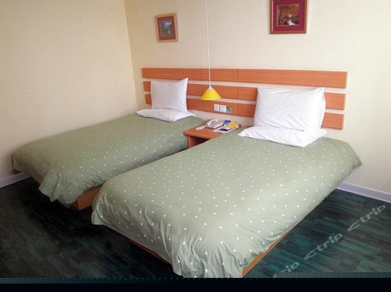 商务大床房(内宾)