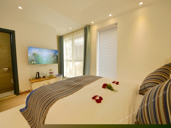 二楼榻榻米大床房