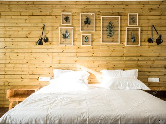 木落晴空大床房