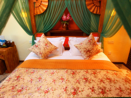 四号店蜜月大床房