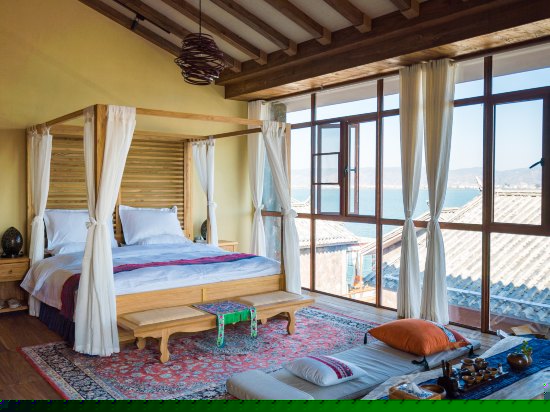 苍山洱海月特级套房