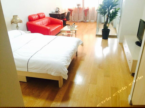 豪华江景精致房