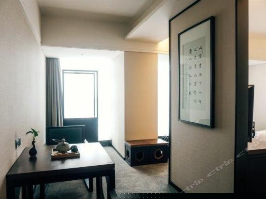 豪华城景单人房