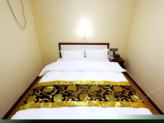 特价大床房（无窗）