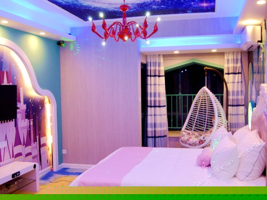 童梦奇缘主题房