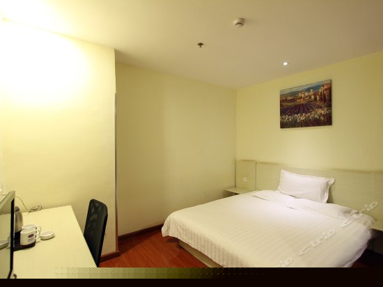 大床房（无窗）