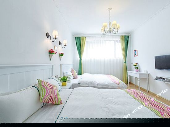 温馨主题亲子间