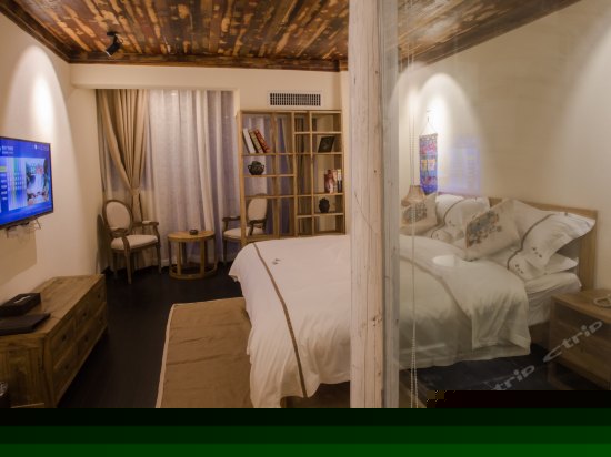 薰衣草精品大床房