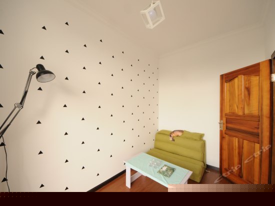 南北一号阳台绿色间