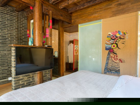 花月影阳光大床房