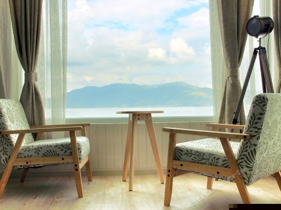 三层海景浴缸大床房301