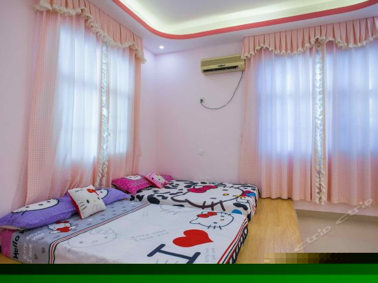 Hello kitty主题房