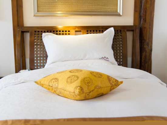 豪华温泉阳光观景标准房