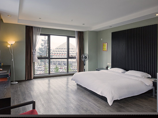 豪华家庭套房（跃层）