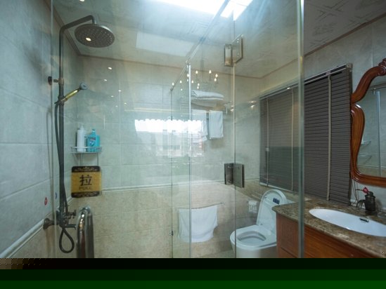 临水美式大床房