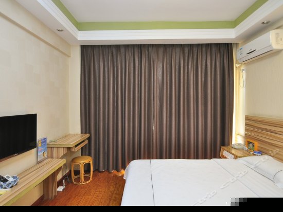 独立阳台江景大床房