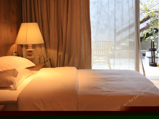 私密花园阳光双床房-甽