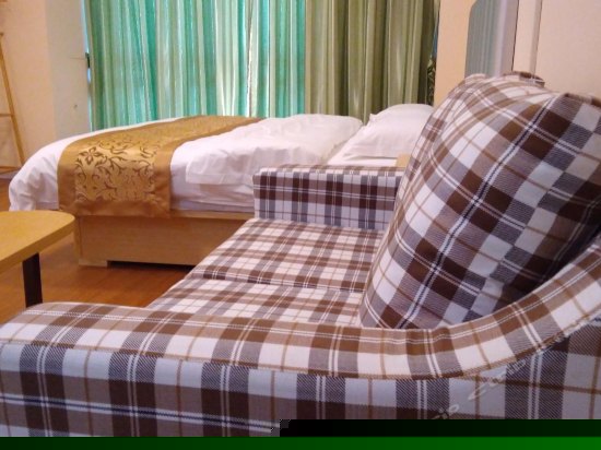 零度时尚大床房