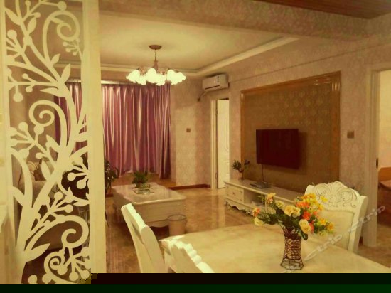 二卧室精装修豪华套房