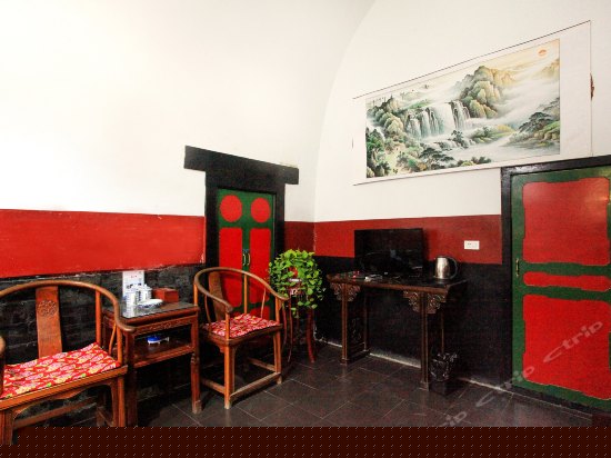 特色窑洞大土炕