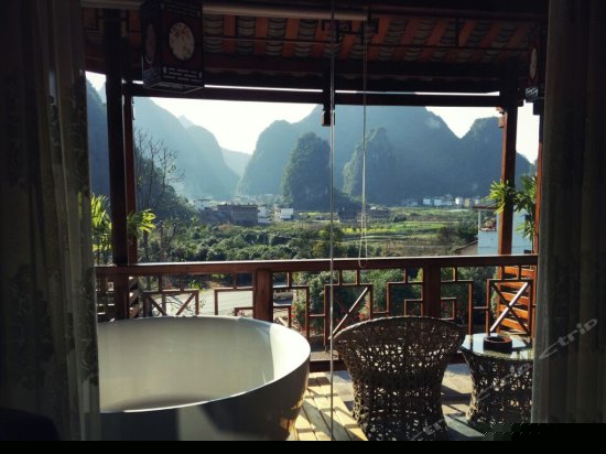 豪华阳台观景大床房