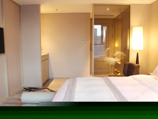 豪华市景大床房