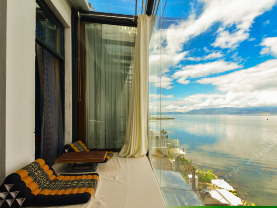 海景露台豪华大床房