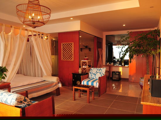 独立花园海景大床房