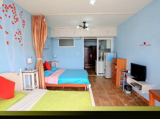 雅致侧海景母子床房