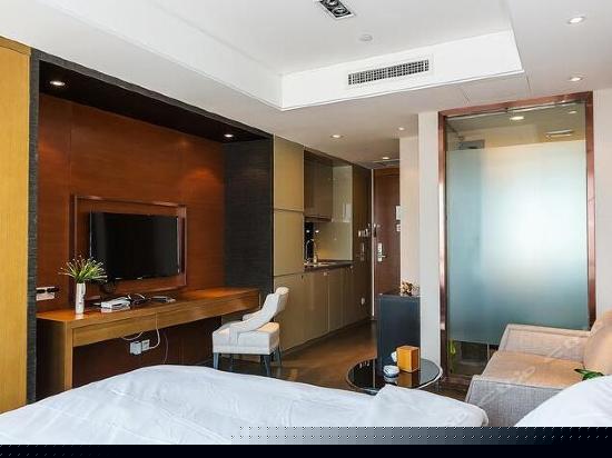 高层海景大床房