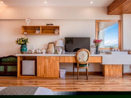 爱有天意榻榻米海景房