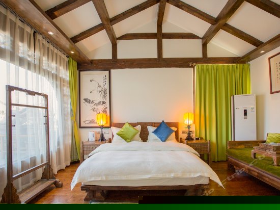 云窗雾阁（套房）