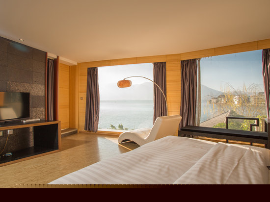 豪华海景大床房