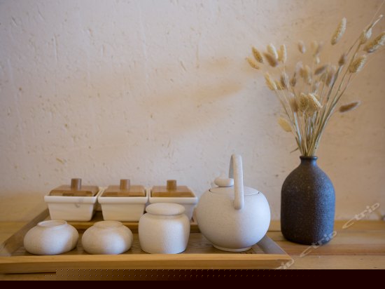 豪华湖景双床房