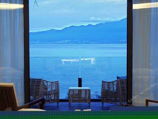 独立阳台海景房